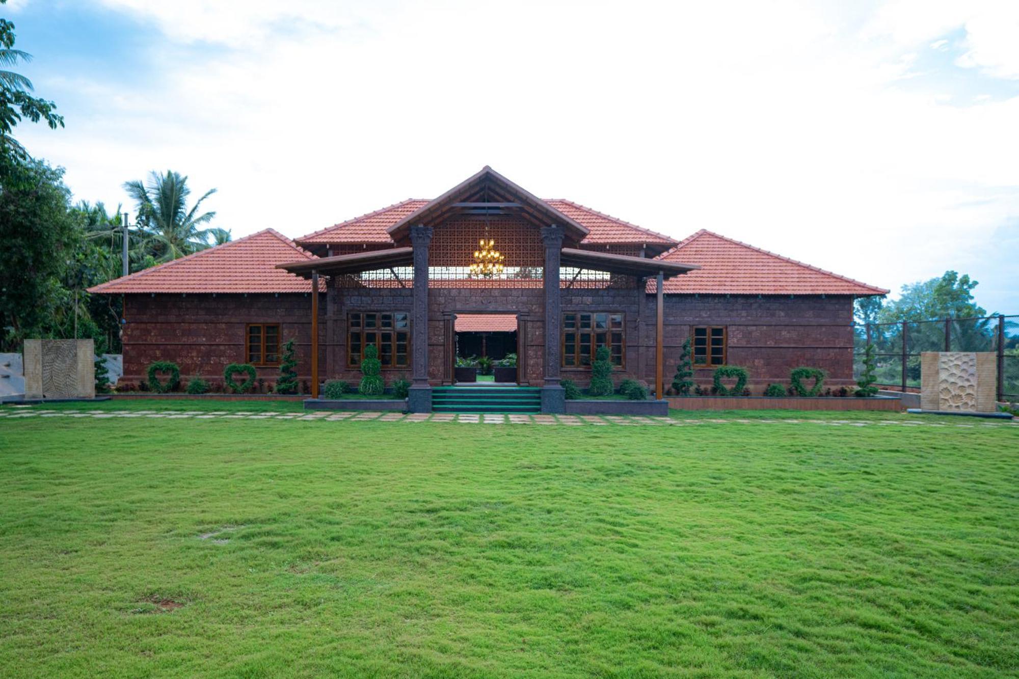 Tropical Villages Chāmundi 外观 照片