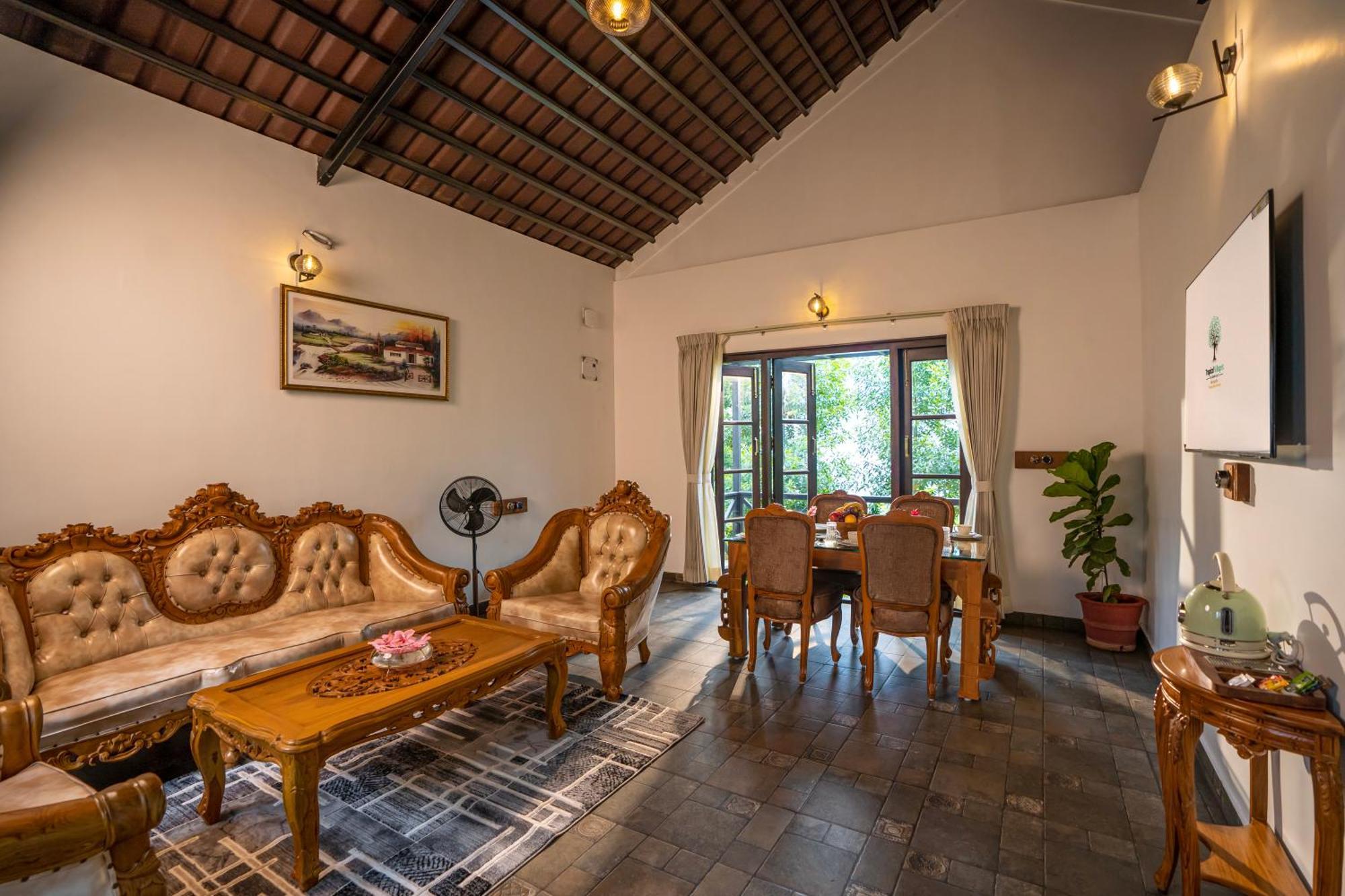 Tropical Villages Chāmundi 外观 照片