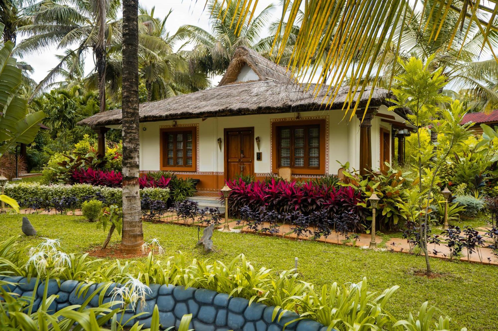 Tropical Villages Chāmundi 外观 照片