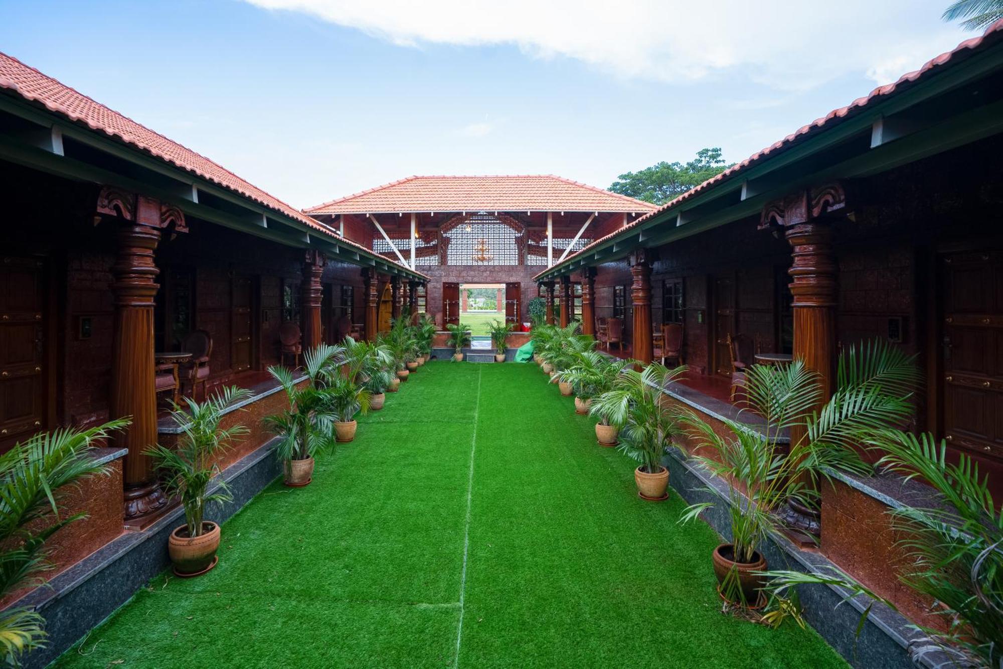 Tropical Villages Chāmundi 外观 照片