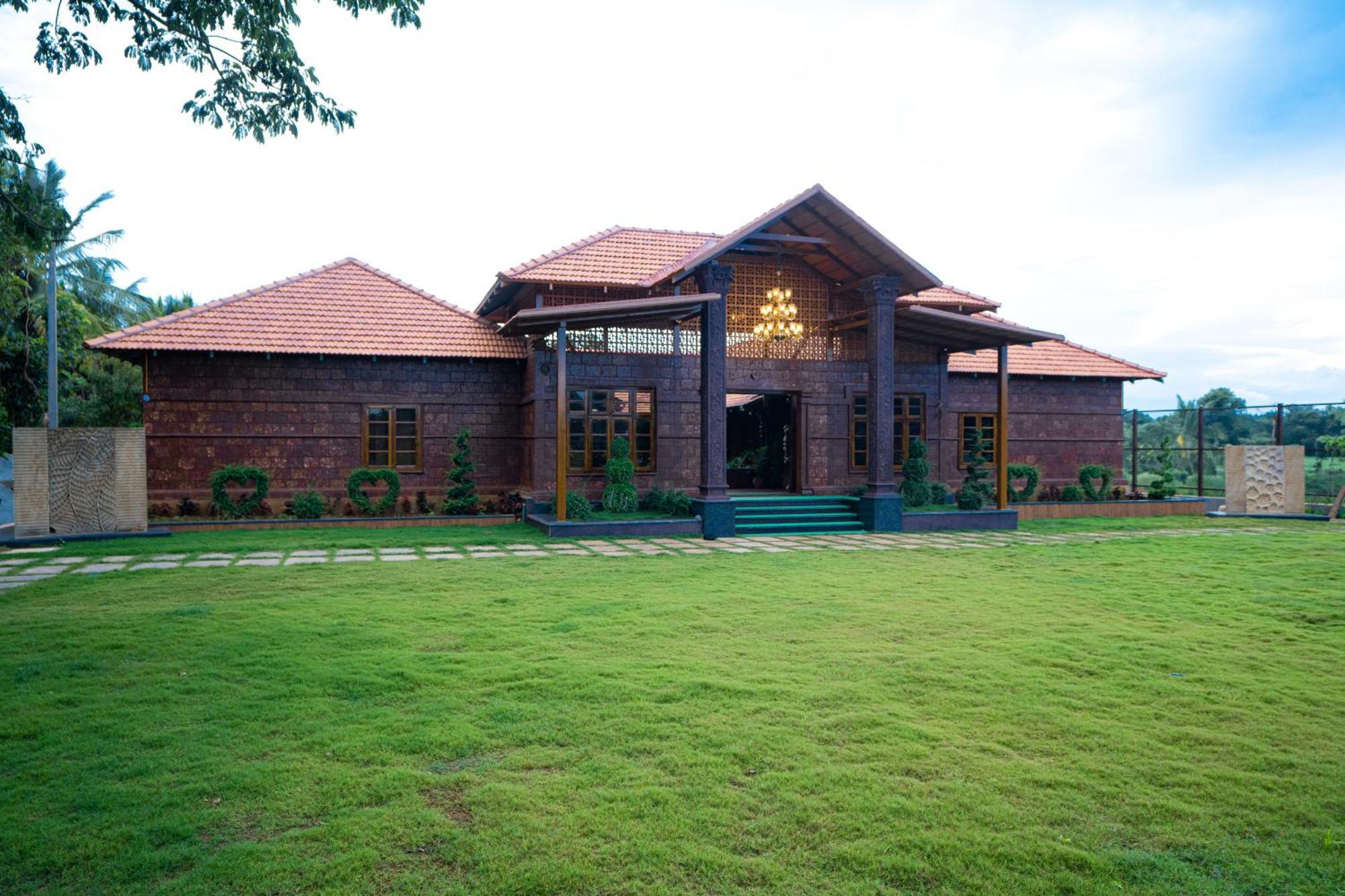 Tropical Villages Chāmundi 外观 照片
